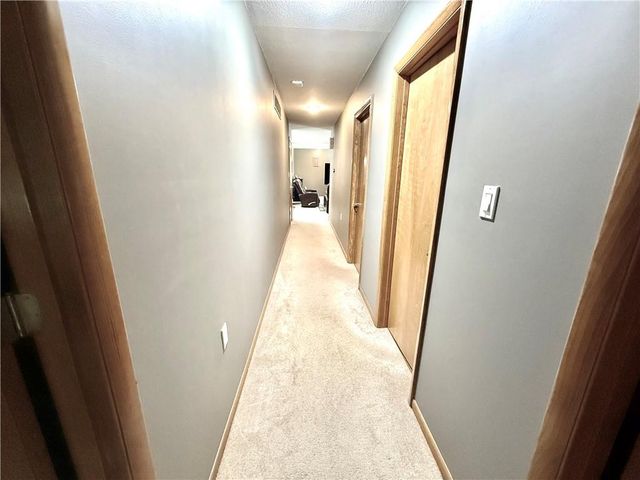 302 W 16TH Street, Maryville, MO 64468