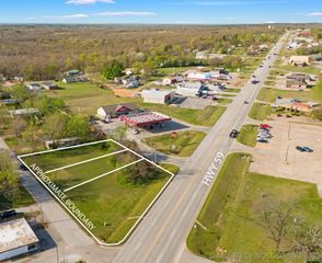 S Main, Jay, OK 74346