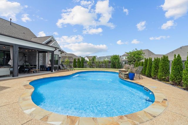 175 SUNFLOWER VIEW RD, Piperton, TN 38017