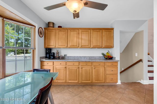 10 Homestead Place, Holmdel, NJ 07733