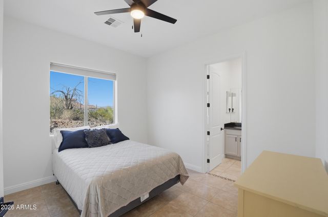28142 N SANDRIDGE Drive, San Tan Valley, AZ 85144