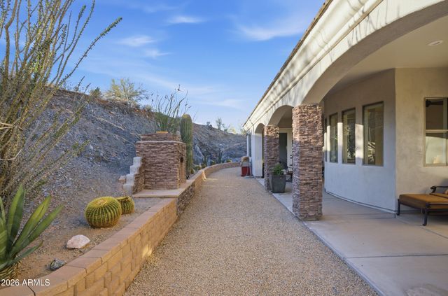 28142 N SANDRIDGE Drive, San Tan Valley, AZ 85144