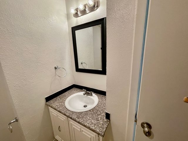2310 Chapel Hill Lane, Arlington, TX 76014