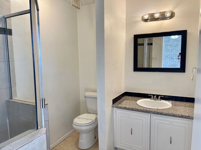 2310 Chapel Hill Lane, Arlington, TX 76014