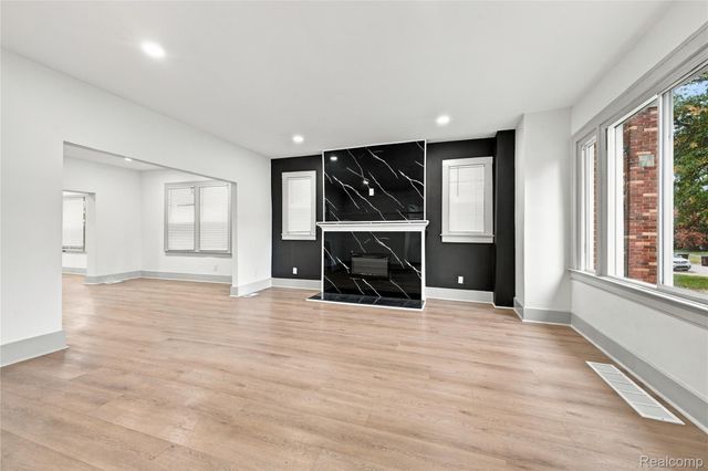 1187 Lawrence Street, Detroit, MI 48202