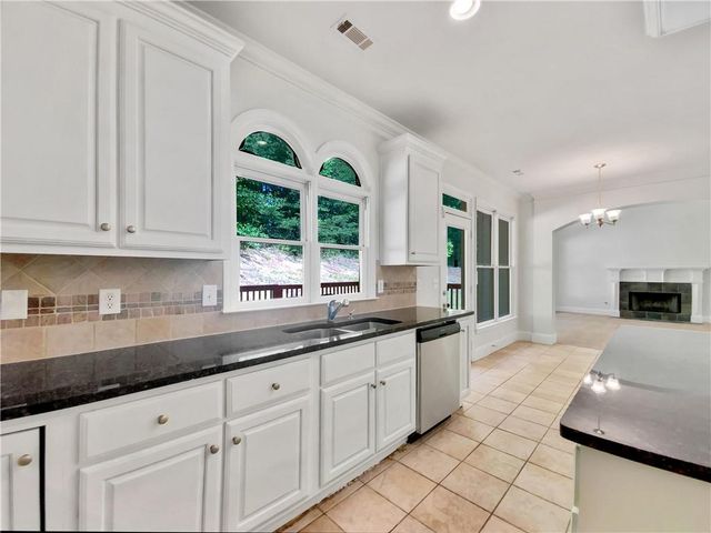 3832 Cherry Ridge Boulevard, Decatur, GA 30034