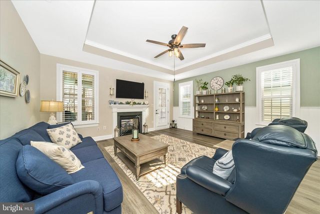 2821 CAMOMILE DR E, Frederick, MD 21704