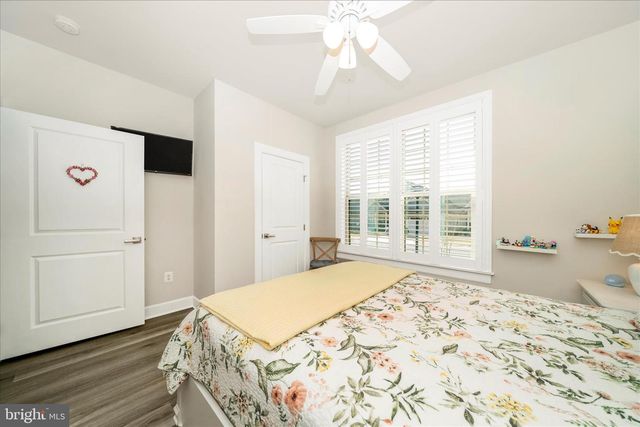 2821 CAMOMILE DR E, Frederick, MD 21704