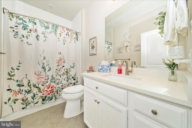 2821 CAMOMILE DR E, Frederick, MD 21704