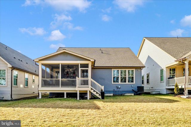 2821 CAMOMILE DR E, Frederick, MD 21704