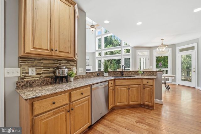 10702 CEDAR CREEK DR, Spotsylvania, VA 22551