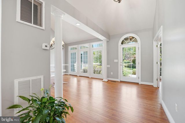 10702 CEDAR CREEK DR, Spotsylvania, VA 22551