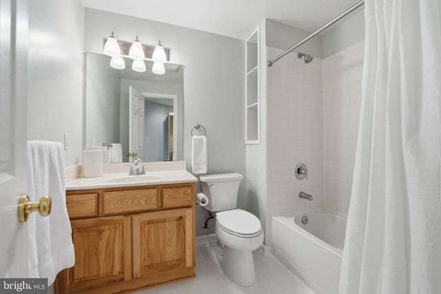 10702 CEDAR CREEK DR, Spotsylvania, VA 22551