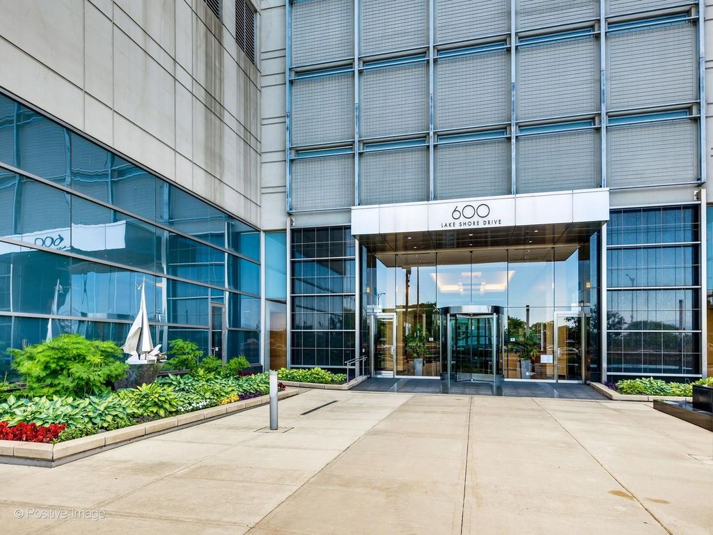 600 N Lake Shore Drive 1909, Chicago, IL 60611 — exterior