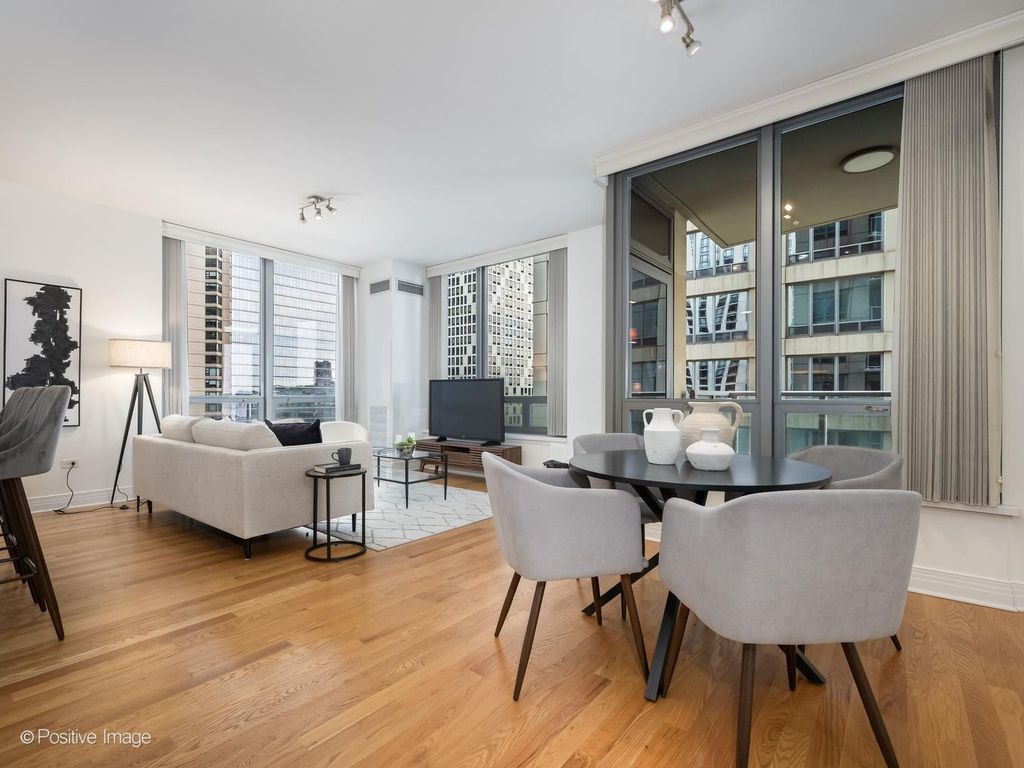 600 N Lake Shore Drive 1909, Chicago, IL 60611 — photo 2
