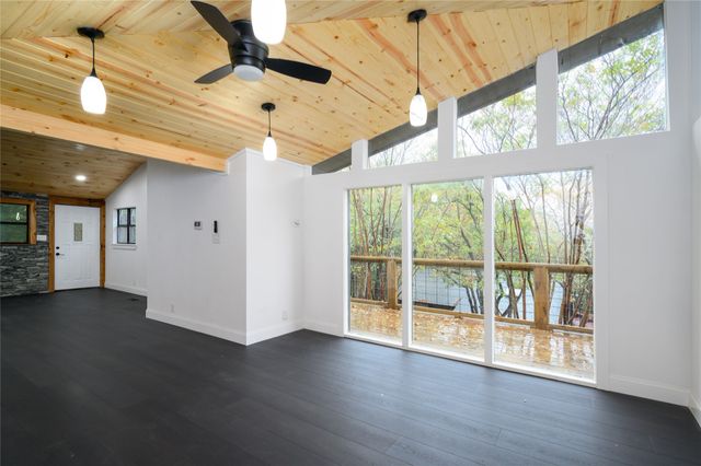 491 Black Forest Drive, Pottsboro, TX 75076