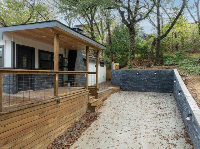 491 Black Forest Drive, Pottsboro, TX 75076