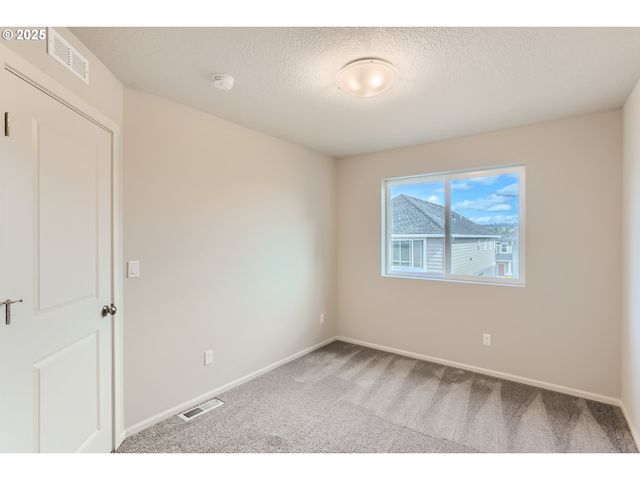 11314 Nw 317TH Ave, North Plains, OR 97133