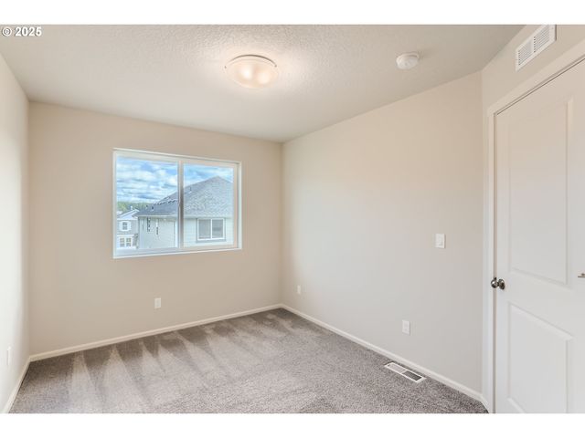 11314 Nw 317TH Ave, North Plains, OR 97133