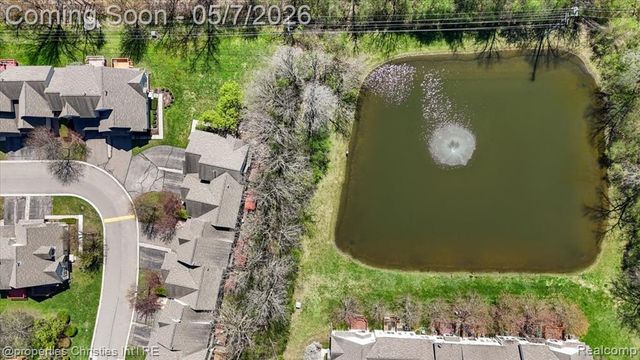 38385 Churchill Lane, Farmington Hills, MI 48331