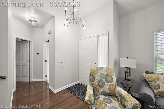 38385 Churchill Lane, Farmington Hills, MI 48331