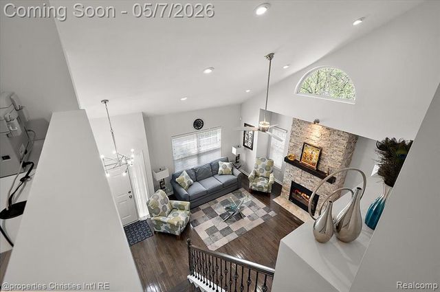 38385 Churchill Lane, Farmington Hills, MI 48331