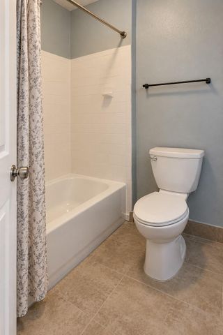 2811 New England Court, Webster, TX 77598