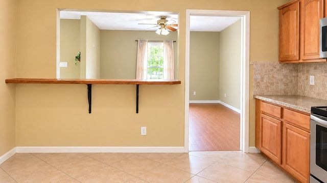 2811 New England Court, Webster, TX 77598