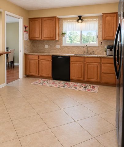 2811 New England Court, Webster, TX 77598