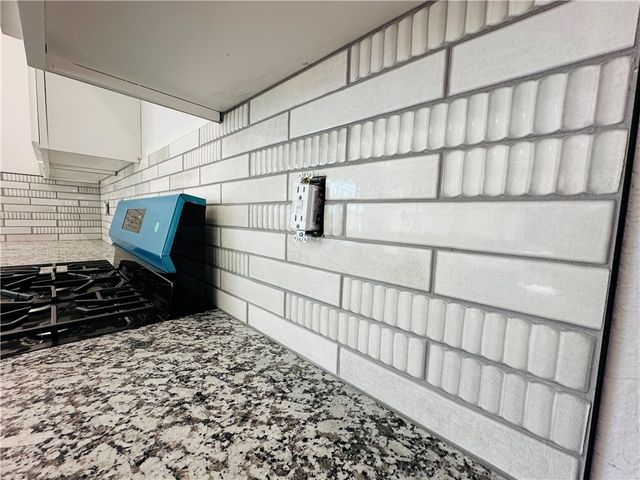 6405 NW Harley Street, Bentonville, AR 72713