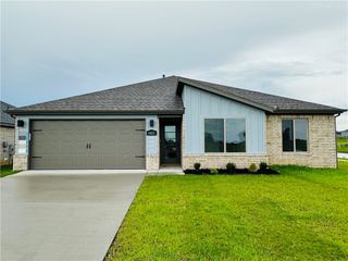 6405 NW Harley Street, Bentonville, AR 72713