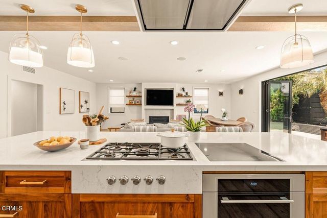1302 Devon Lane, Ventura, CA 93001