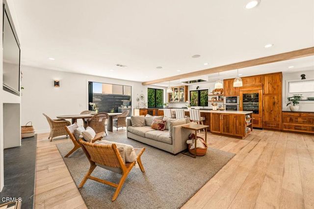 1302 Devon Lane, Ventura, CA 93001
