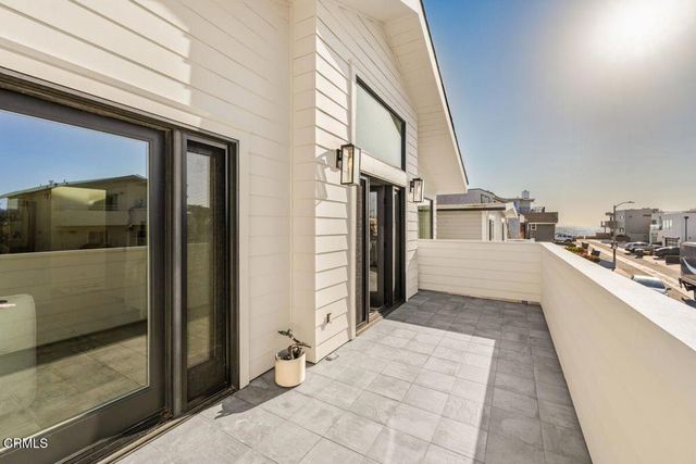 1302 Devon Lane, Ventura, CA 93001