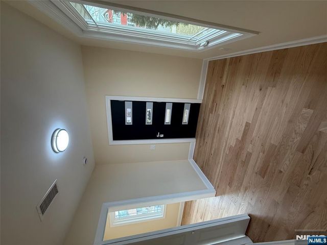 107 Chestnut Street, Rochelle Park, NJ 07662