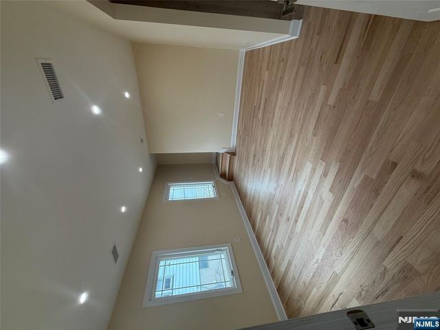 107 Chestnut Street, Rochelle Park, NJ 07662