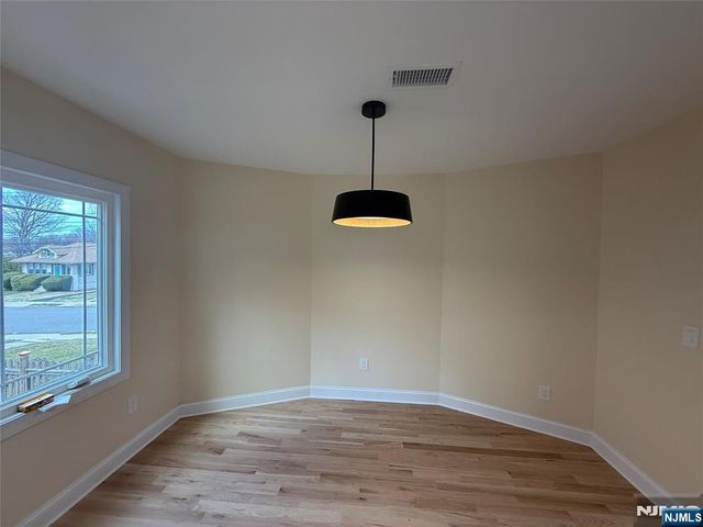 107 Chestnut Street, Rochelle Park, NJ 07662