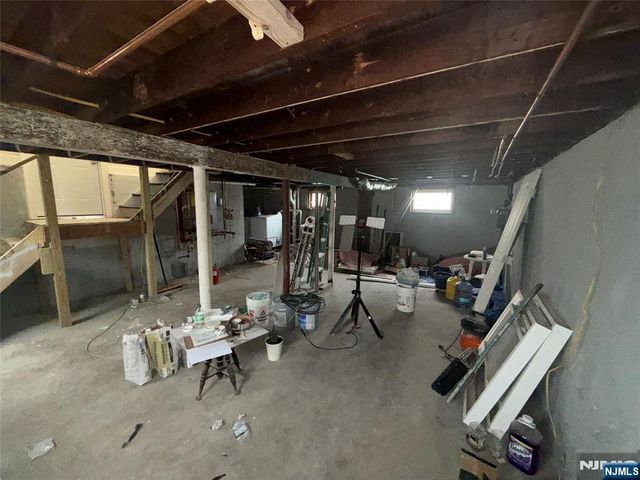 107 Chestnut Street, Rochelle Park, NJ 07662