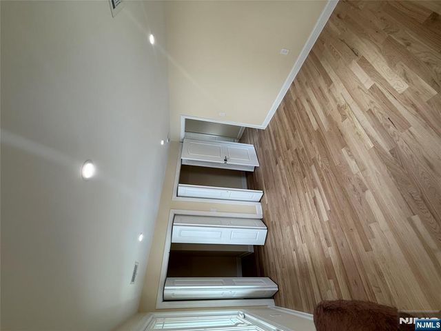 107 Chestnut Street, Rochelle Park, NJ 07662