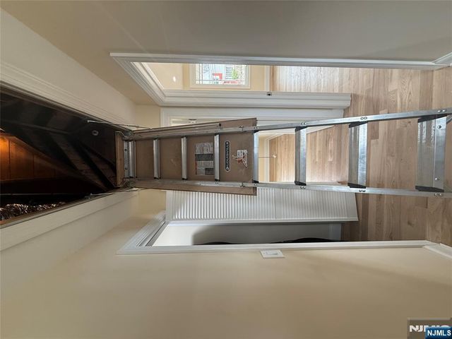 107 Chestnut Street, Rochelle Park, NJ 07662