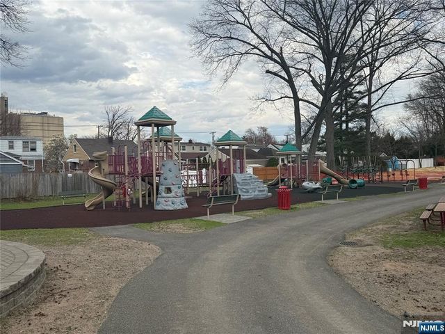 107 Chestnut Street, Rochelle Park, NJ 07662
