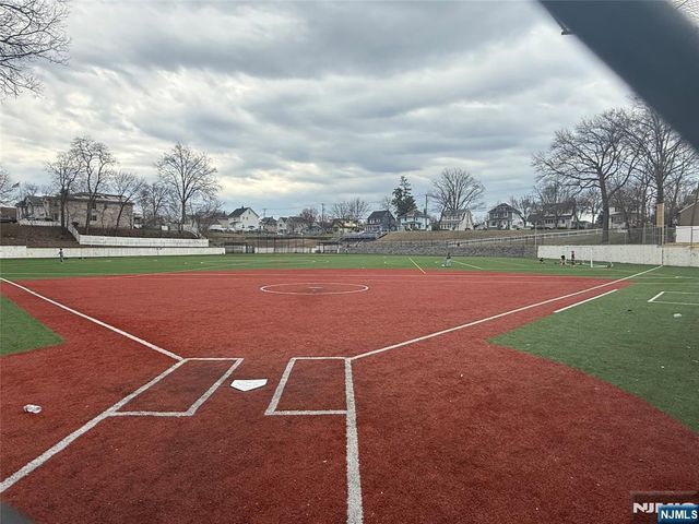 107 Chestnut Street, Rochelle Park, NJ 07662