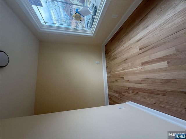 107 Chestnut Street, Rochelle Park, NJ 07662