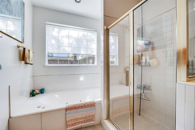 1536 Waterside Court, Dallas, TX 75218