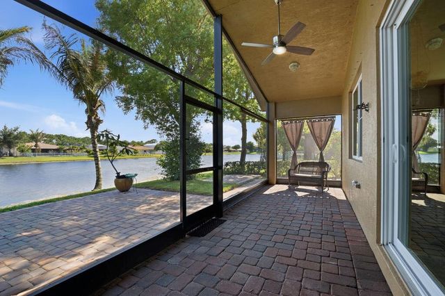 2165 SW Newport Isles Boulevard, Port St. Lucie, FL 34953