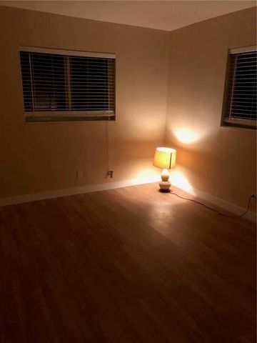 3200 NE 13th Avenue, Oakland Park, FL 33334