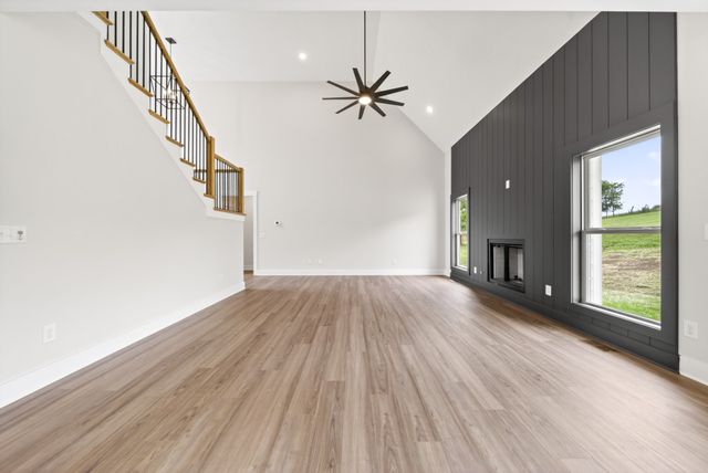 295 Bridle Path Lane, Hartsville, TN 37074