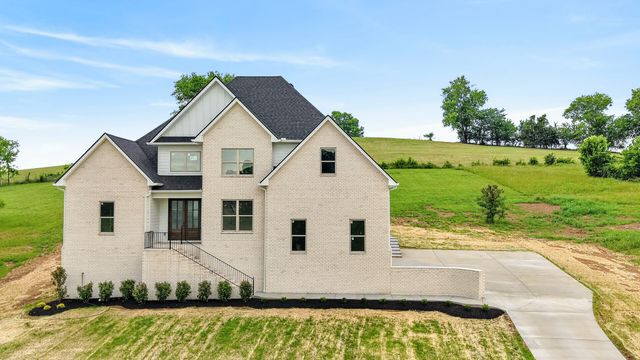 295 Bridle Path Lane, Hartsville, TN 37074