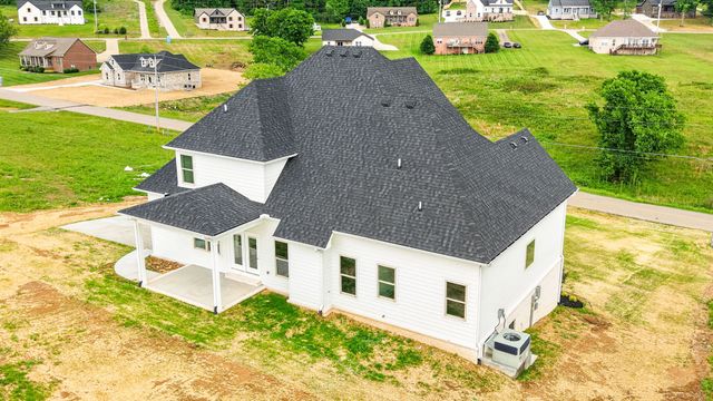 295 Bridle Path Lane, Hartsville, TN 37074