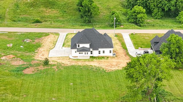295 Bridle Path Lane, Hartsville, TN 37074